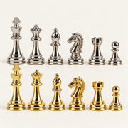 Jeu d’échecs Le Médaillon — rangée des pièces