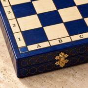 Jeu d’échecs Le Saphir — détail du bois et du décor