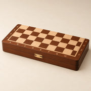 Jeu d’échecs Le Nomade marqueté — coffret fermé
