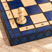 Jeu d’échecs L’Opaline — détail du bois et du décor
