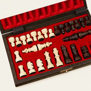 Jeu d’échecs L’Apprenti — coffret ouvert, pièces rangées