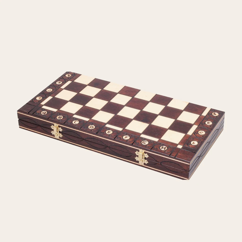 Jeu d’échecs Le Connétable — coffret fermé
