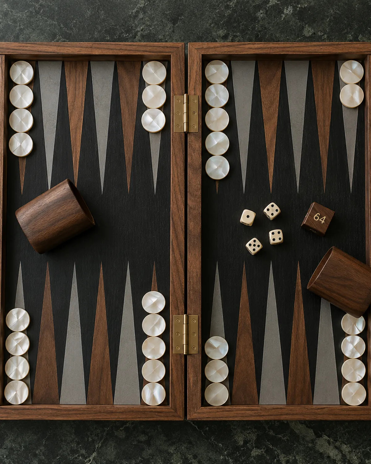 Backgammon Noyer & Chêne noir — 02 dessus