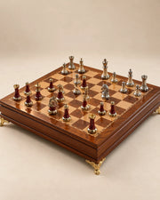 Jeu d’échecs aux accents dorés — vue 1