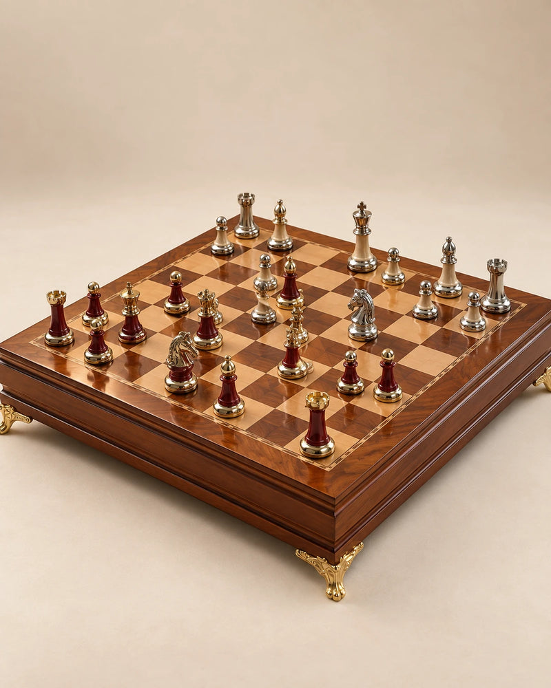 Jeu d’échecs aux accents dorés — vue 1