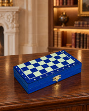 Jeu de voyage bleu replié et fermé
